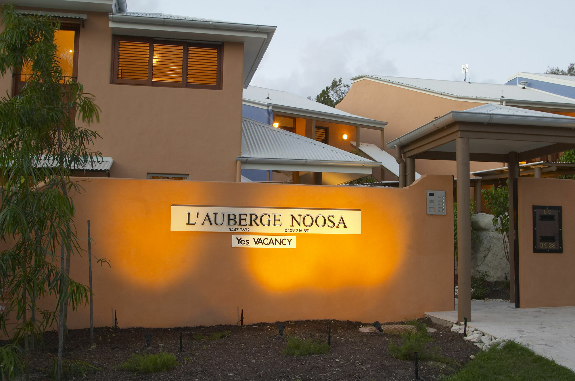 L'Auberge @ Noosa Kültér fotó